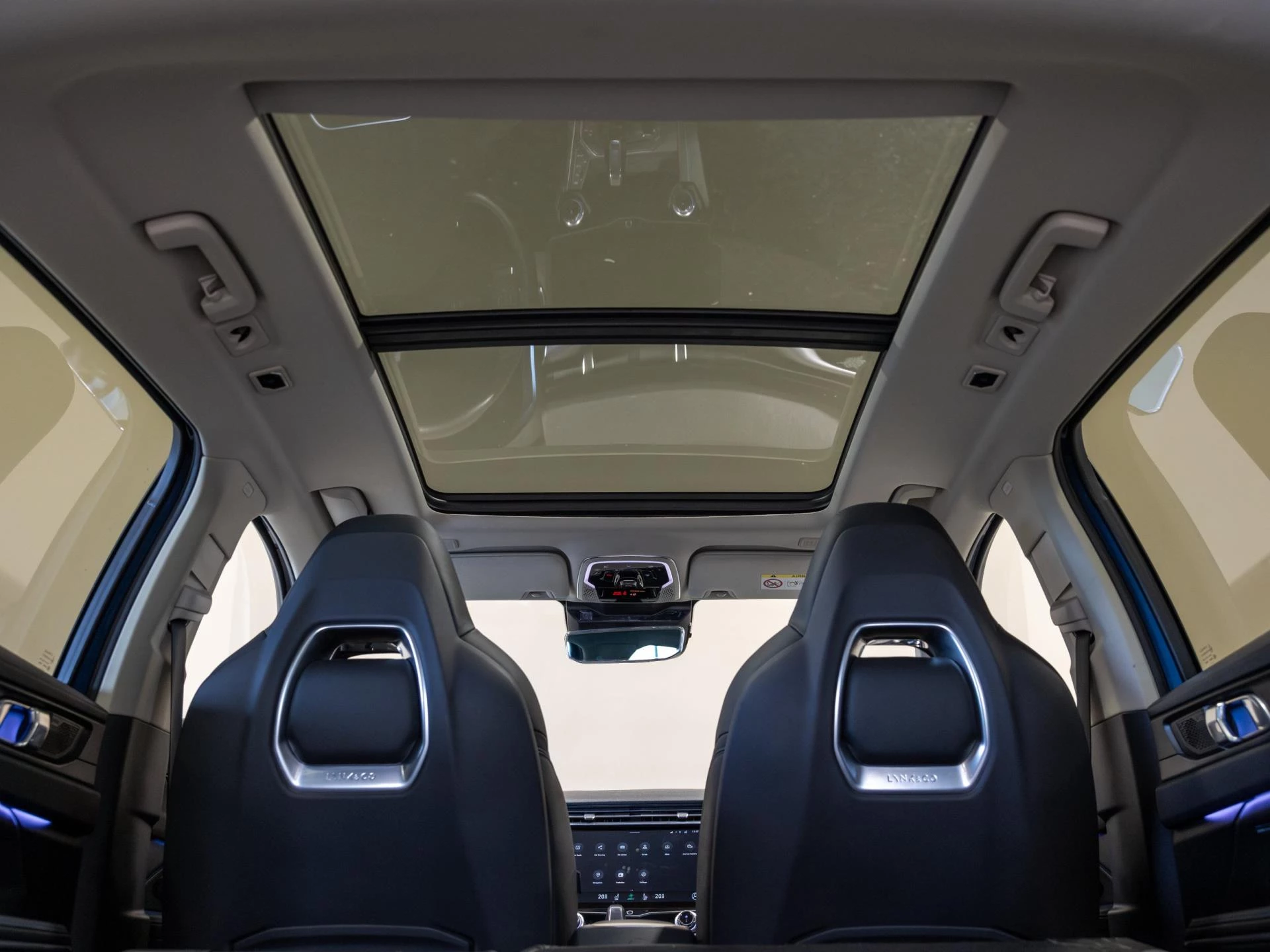 Hoofdafbeelding Lynk & Co 01