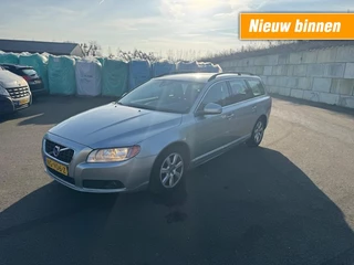 Volvo V70 D2 MOMENTUM / NAVIGATIE / MEENEEM/EXPORTPRIJS