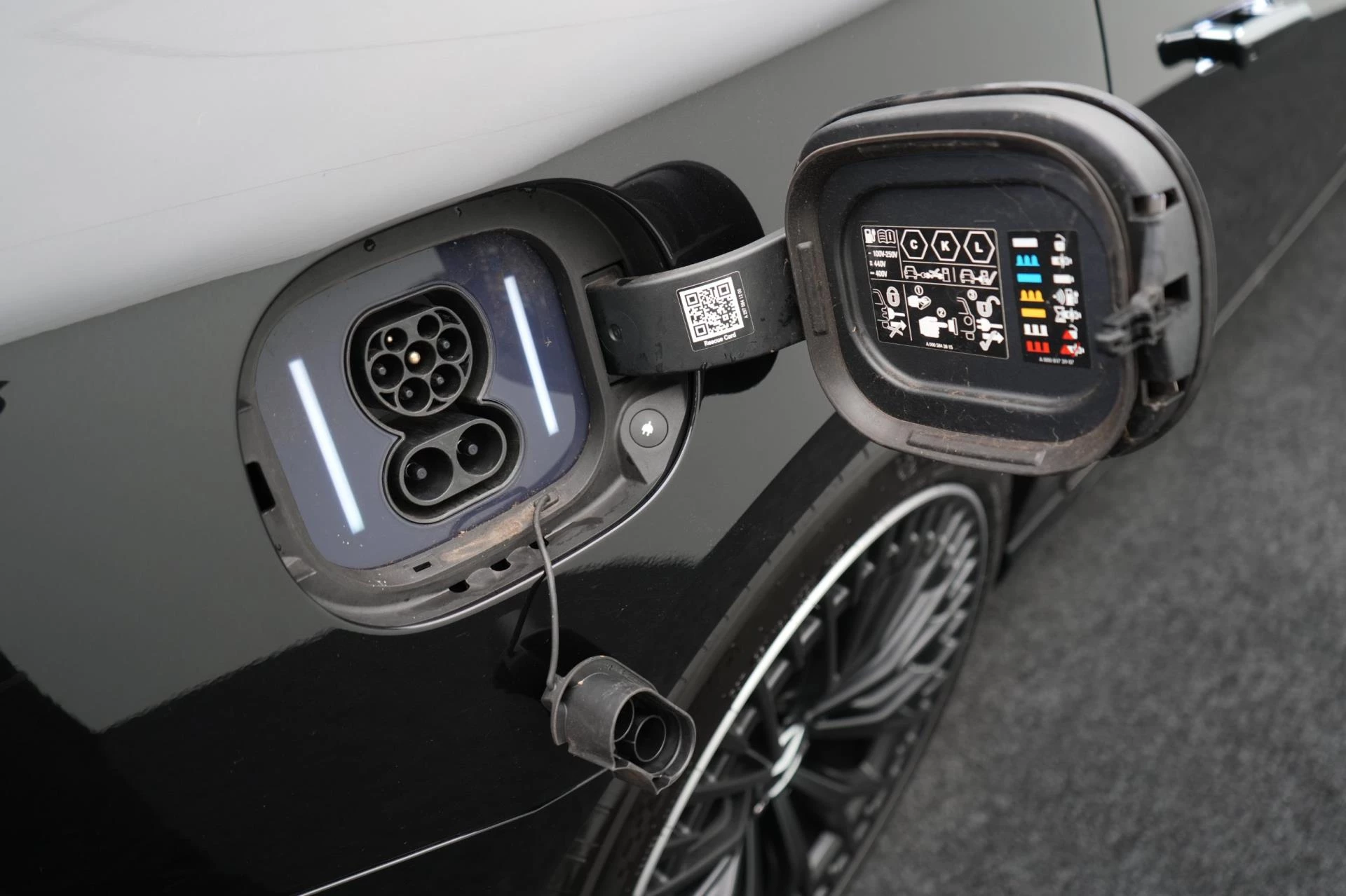 Hoofdafbeelding Mercedes-Benz EQS