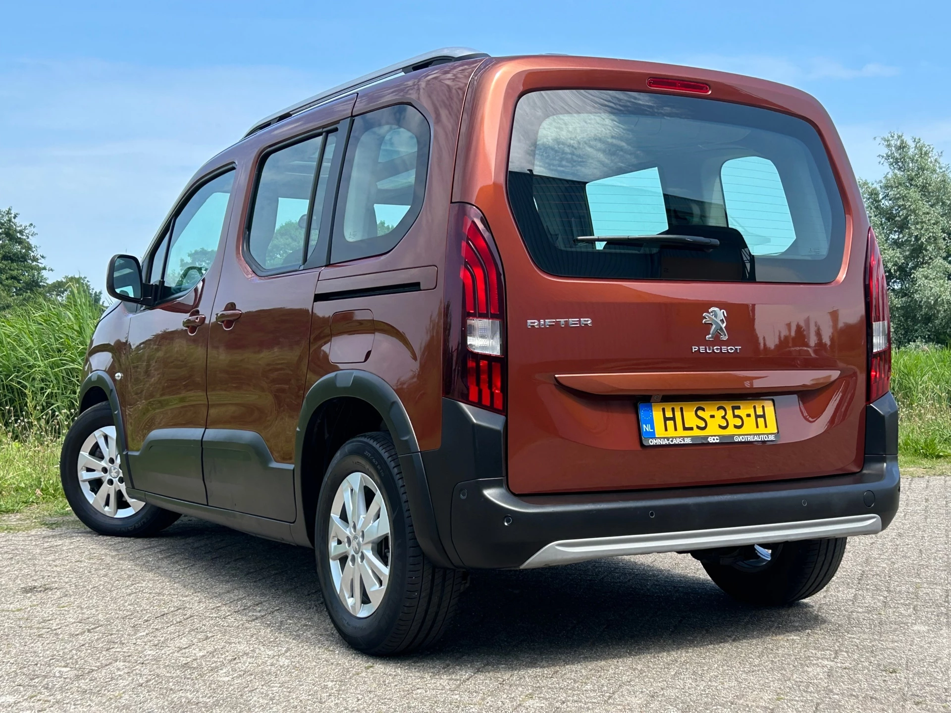 Hoofdafbeelding Peugeot Rifter