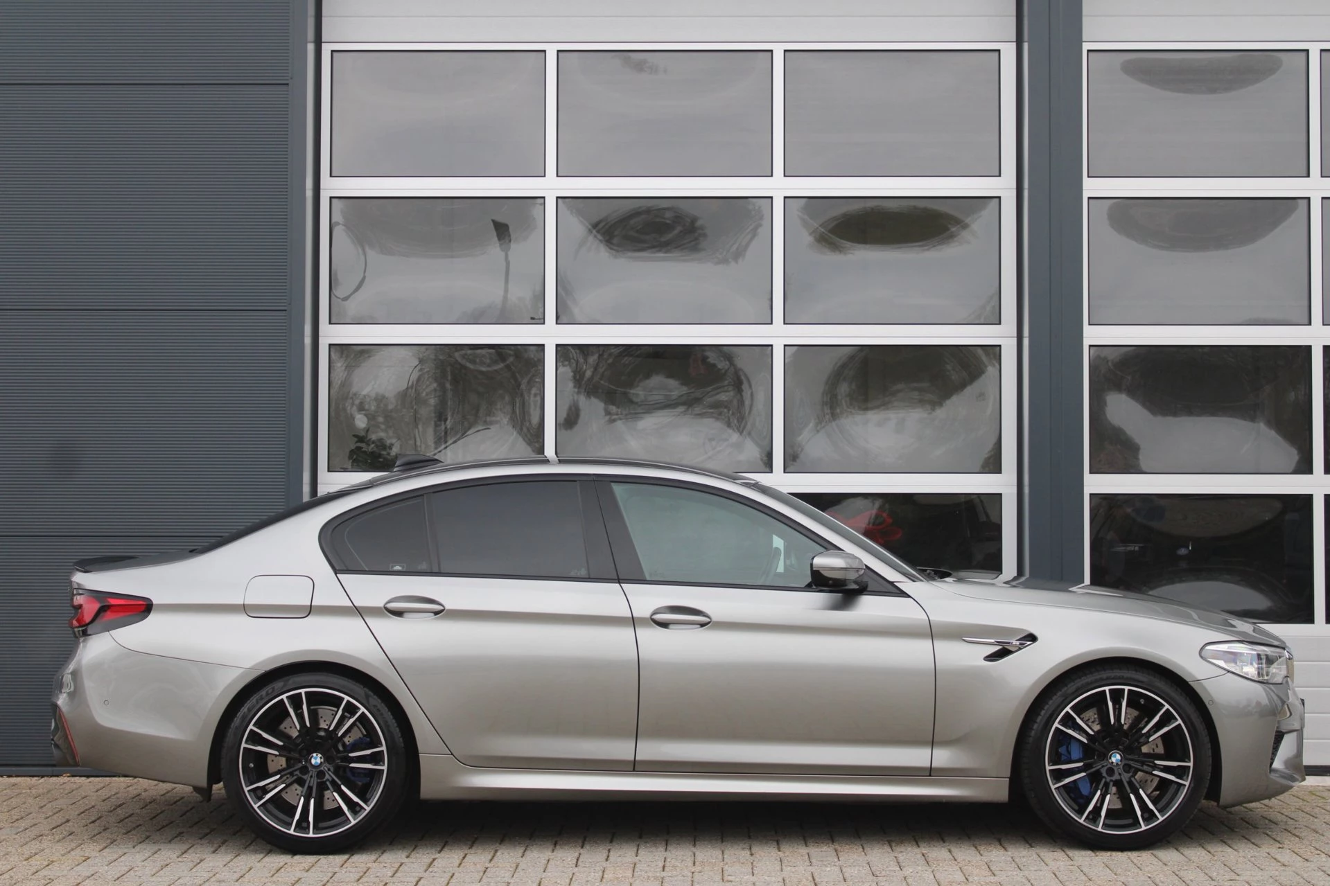 Hoofdafbeelding BMW M5