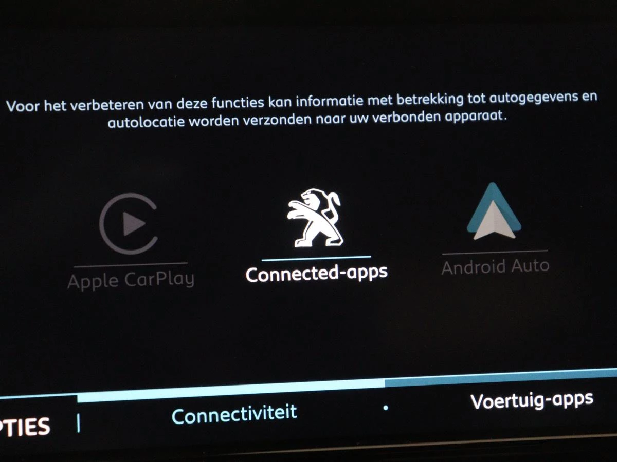 Hoofdafbeelding Peugeot e-2008