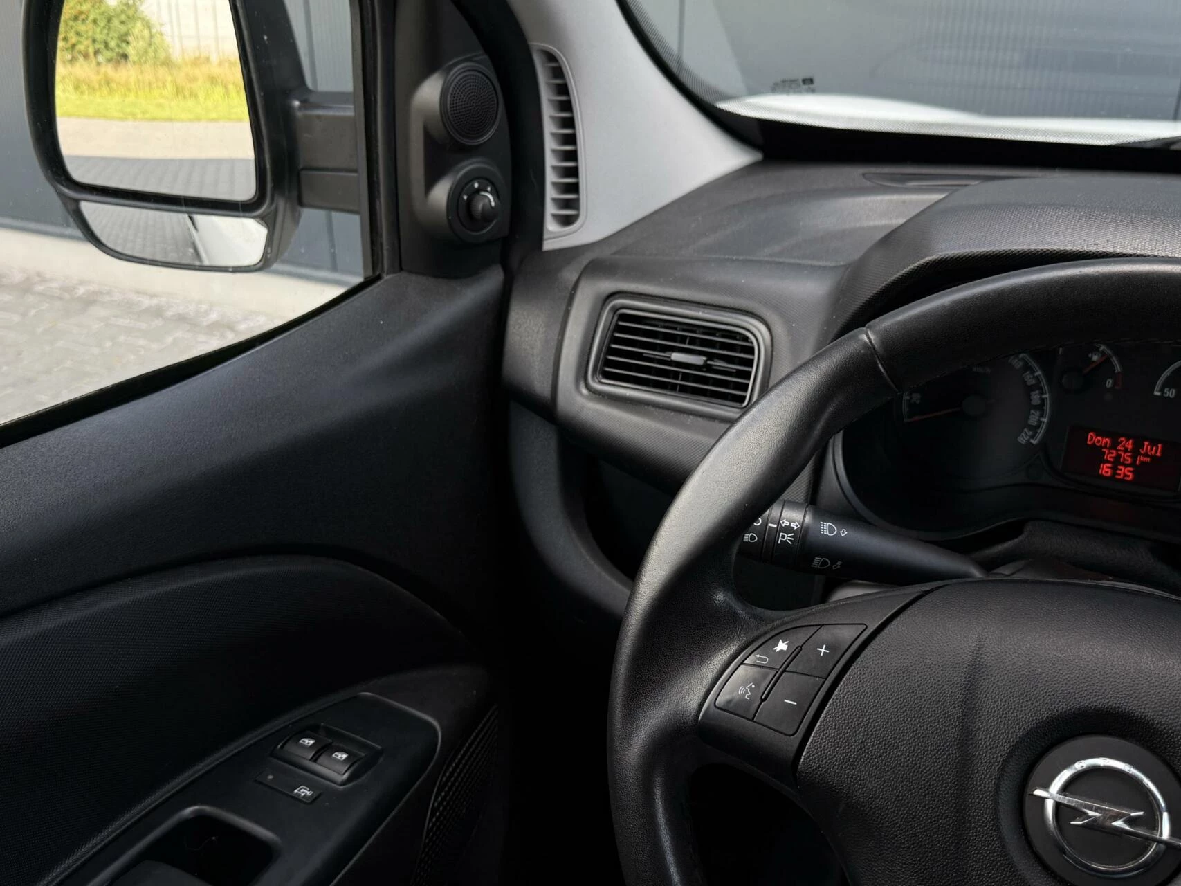 Hoofdafbeelding Opel Combo