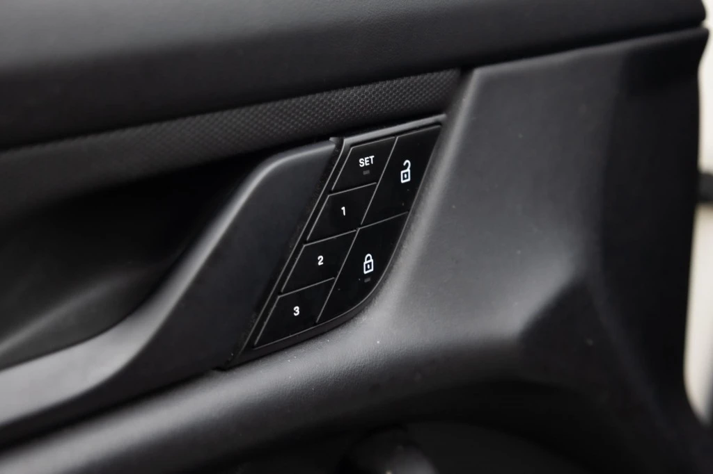 Hoofdafbeelding Porsche Taycan