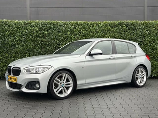 BMW 1-serie 118i M-SPORT FACELIFT NL AUTO, LED, NAP, FACELIFT, ECC-AIRCO, NAVI GROOT, CRUISE, LICHTMETAAL 18", ALCANTARA