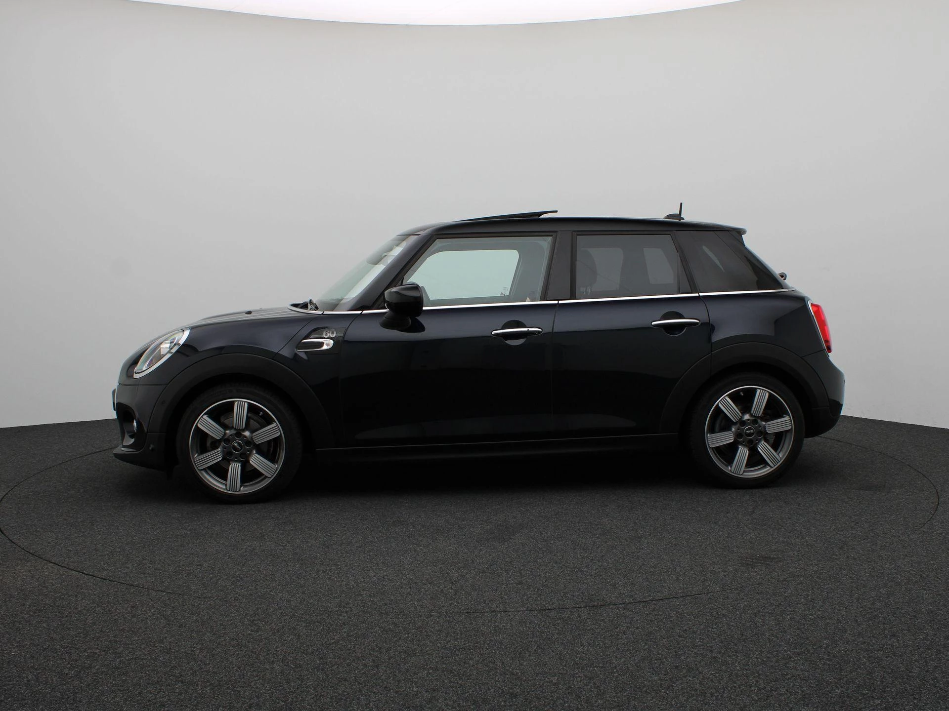 Hoofdafbeelding MINI 5-deurs