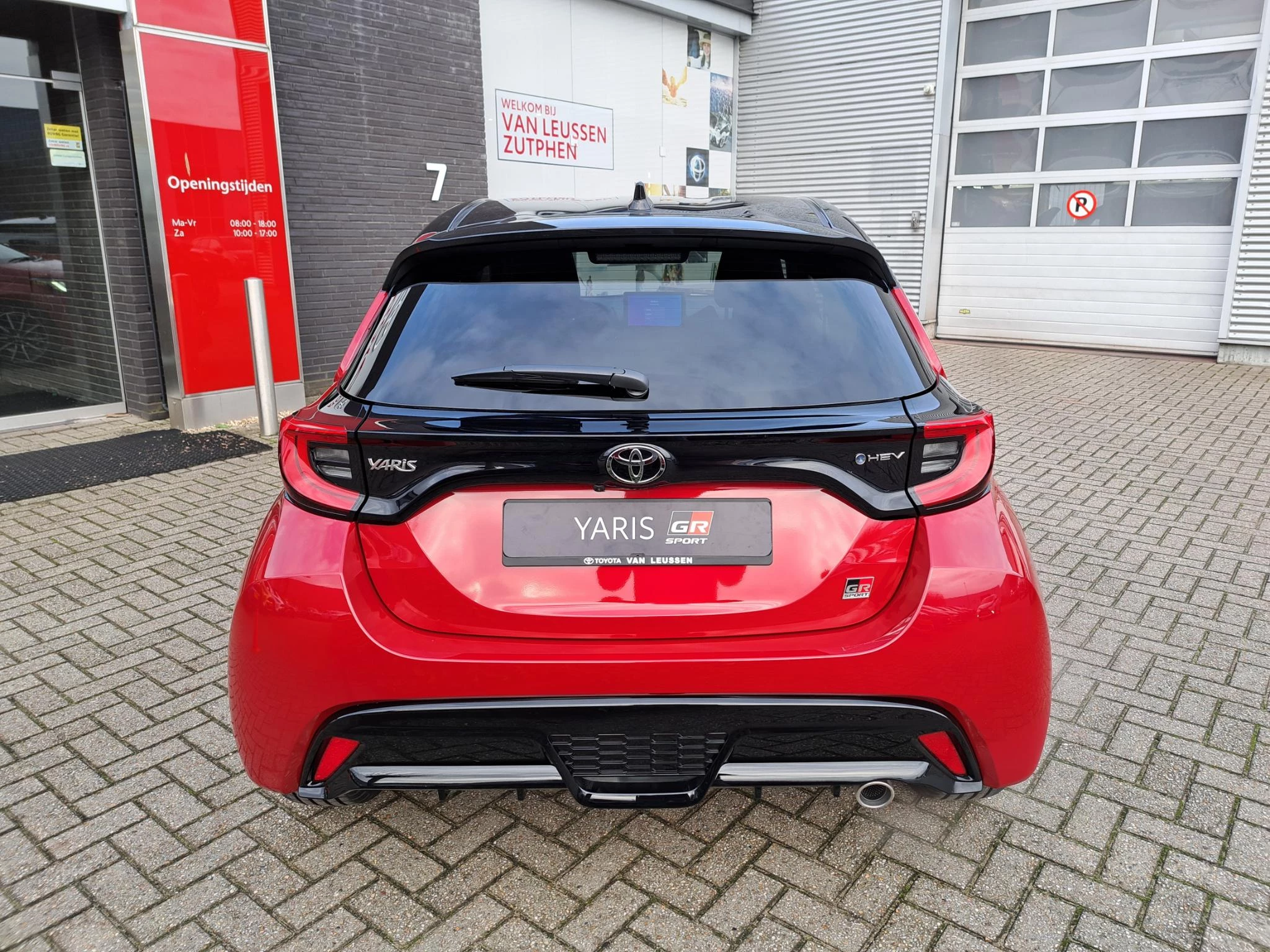 Hoofdafbeelding Toyota Yaris