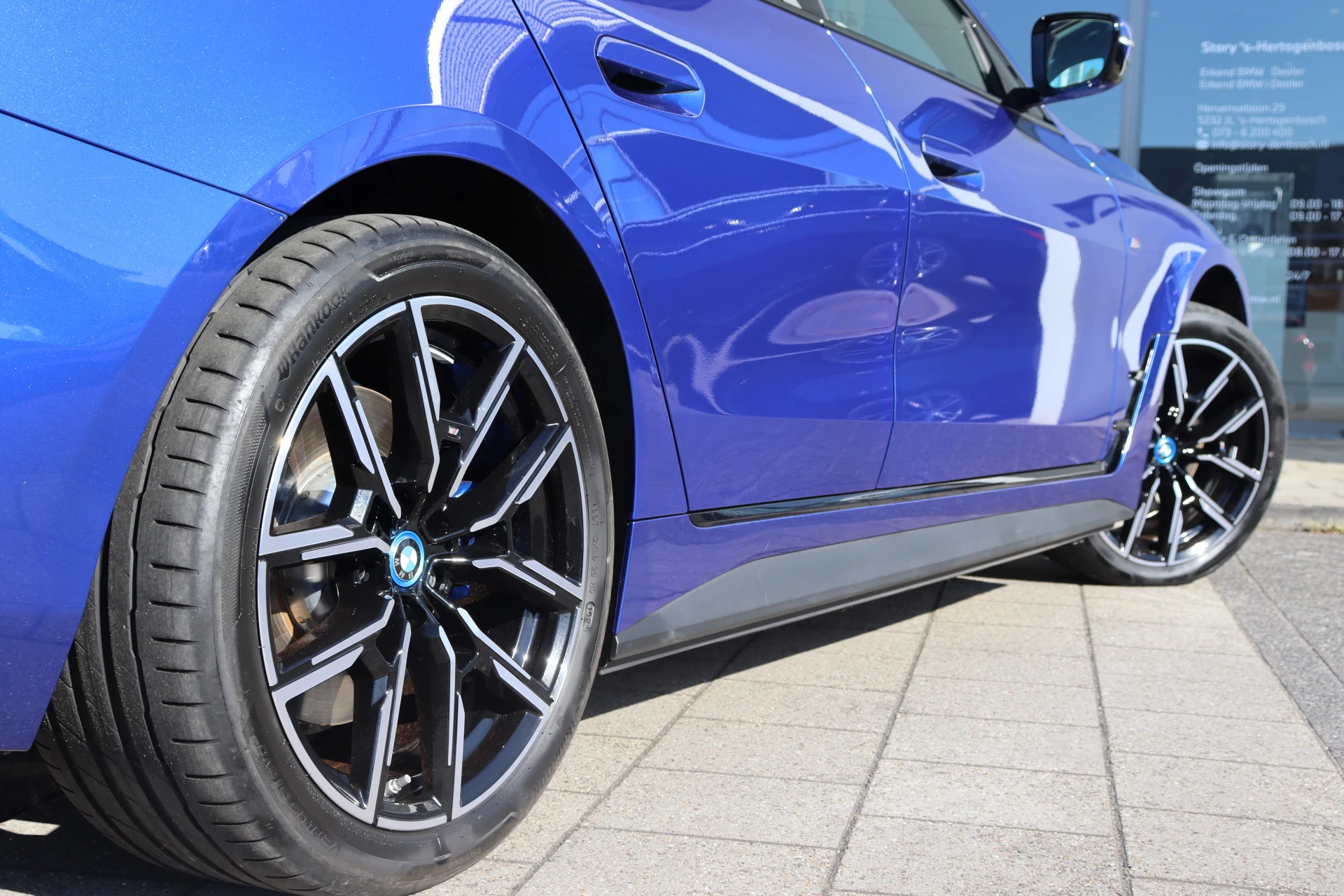 Hoofdafbeelding BMW i4