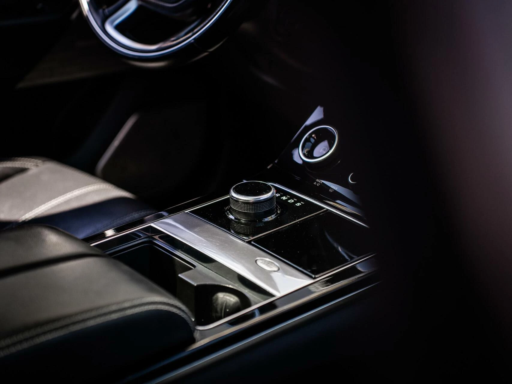 Hoofdafbeelding Land Rover Range Rover Velar