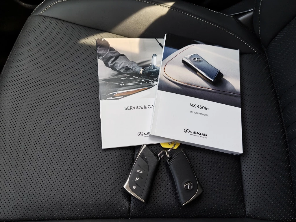 Hoofdafbeelding Lexus NX