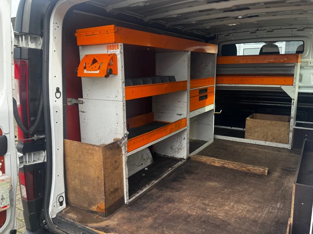 Hoofdafbeelding Nissan NV300