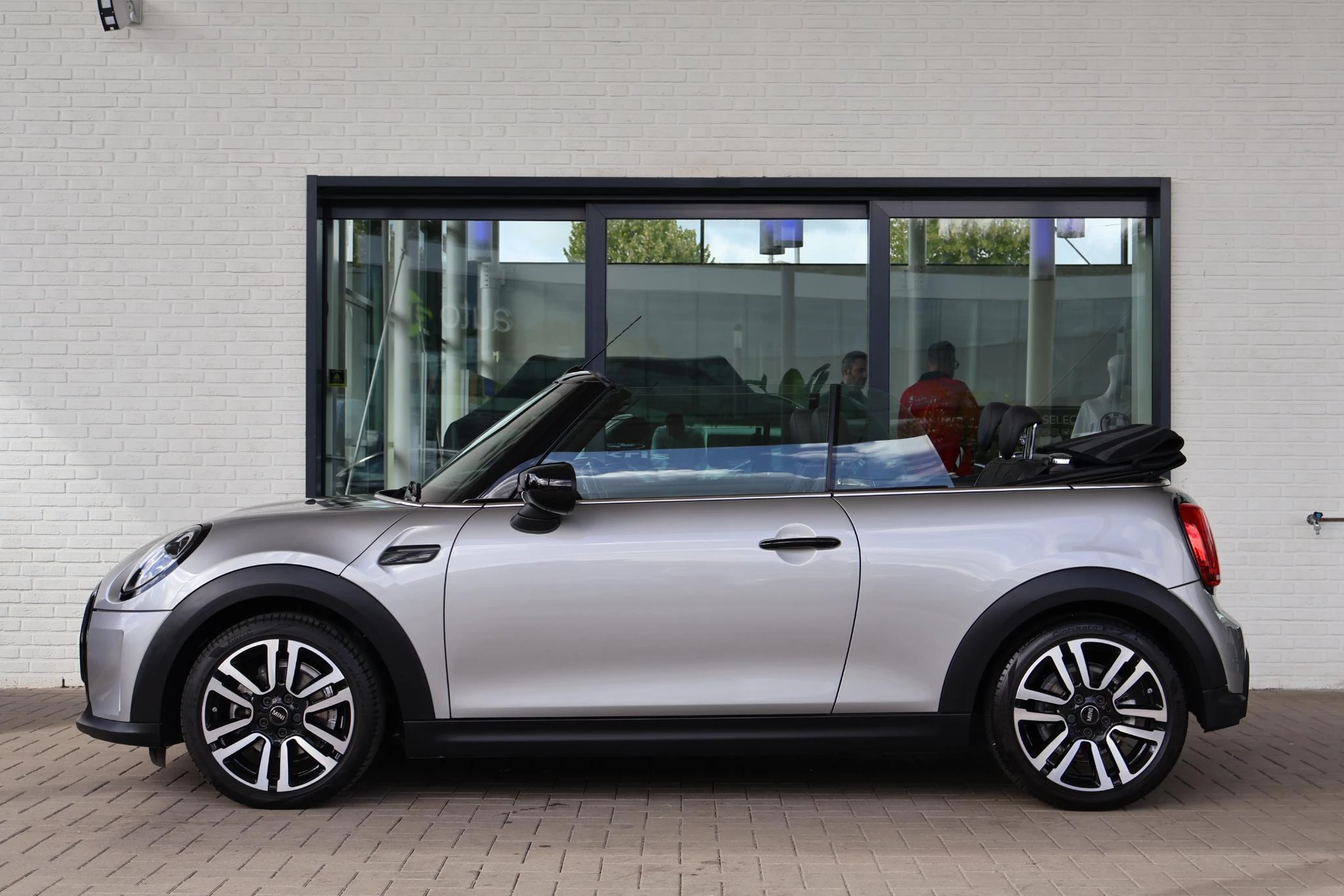 Hoofdafbeelding MINI Cooper Cabrio