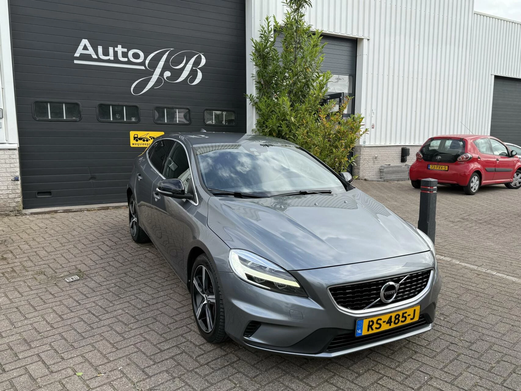Hoofdafbeelding Volvo V40