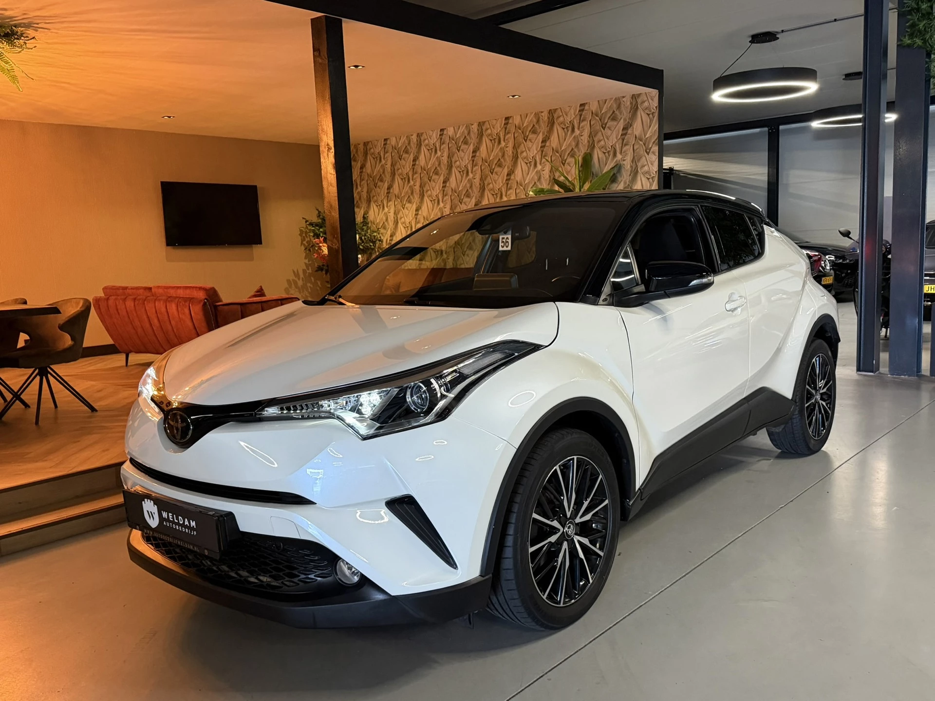 Hoofdafbeelding Toyota C-HR