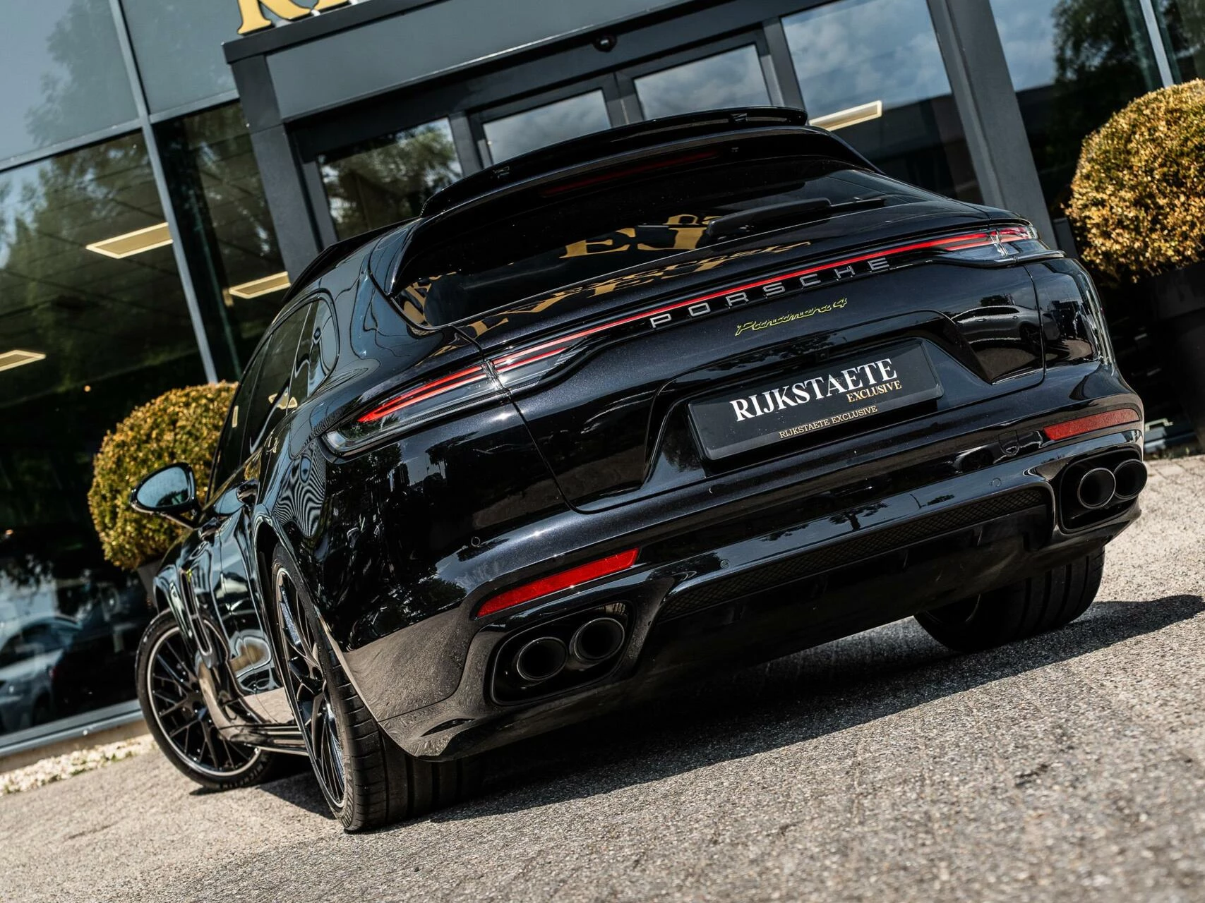 Hoofdafbeelding Porsche Panamera