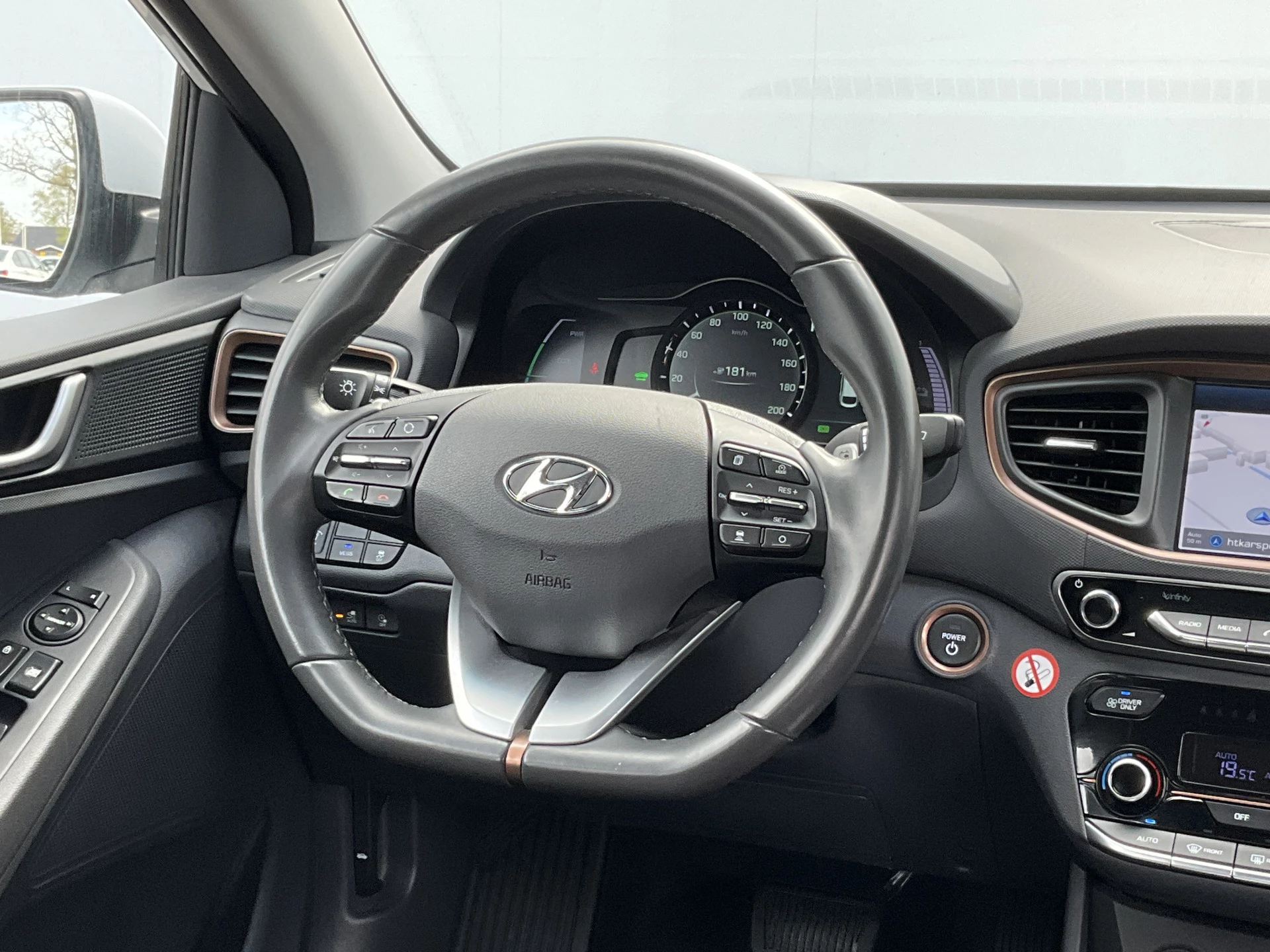Hoofdafbeelding Hyundai IONIQ