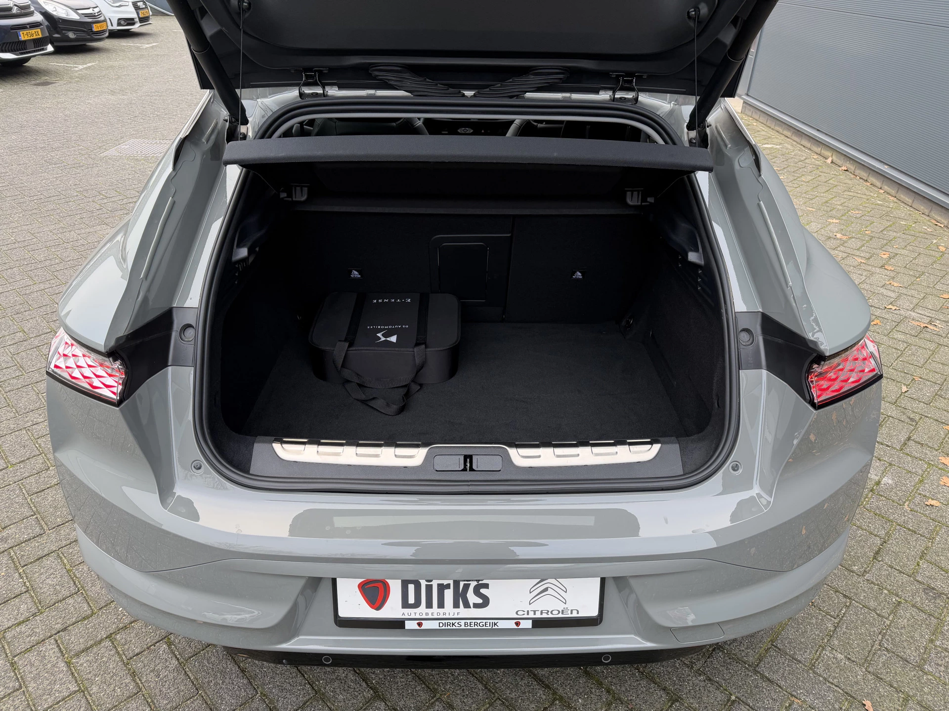 Hoofdafbeelding DS DS 4