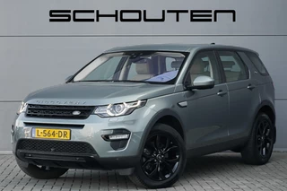 Hoofdafbeelding Land Rover Discovery Sport Land Rover Discovery Sport 2.0 Si4 4WD Urban Series Leer Trekhaak Meridian Stuurverwarming