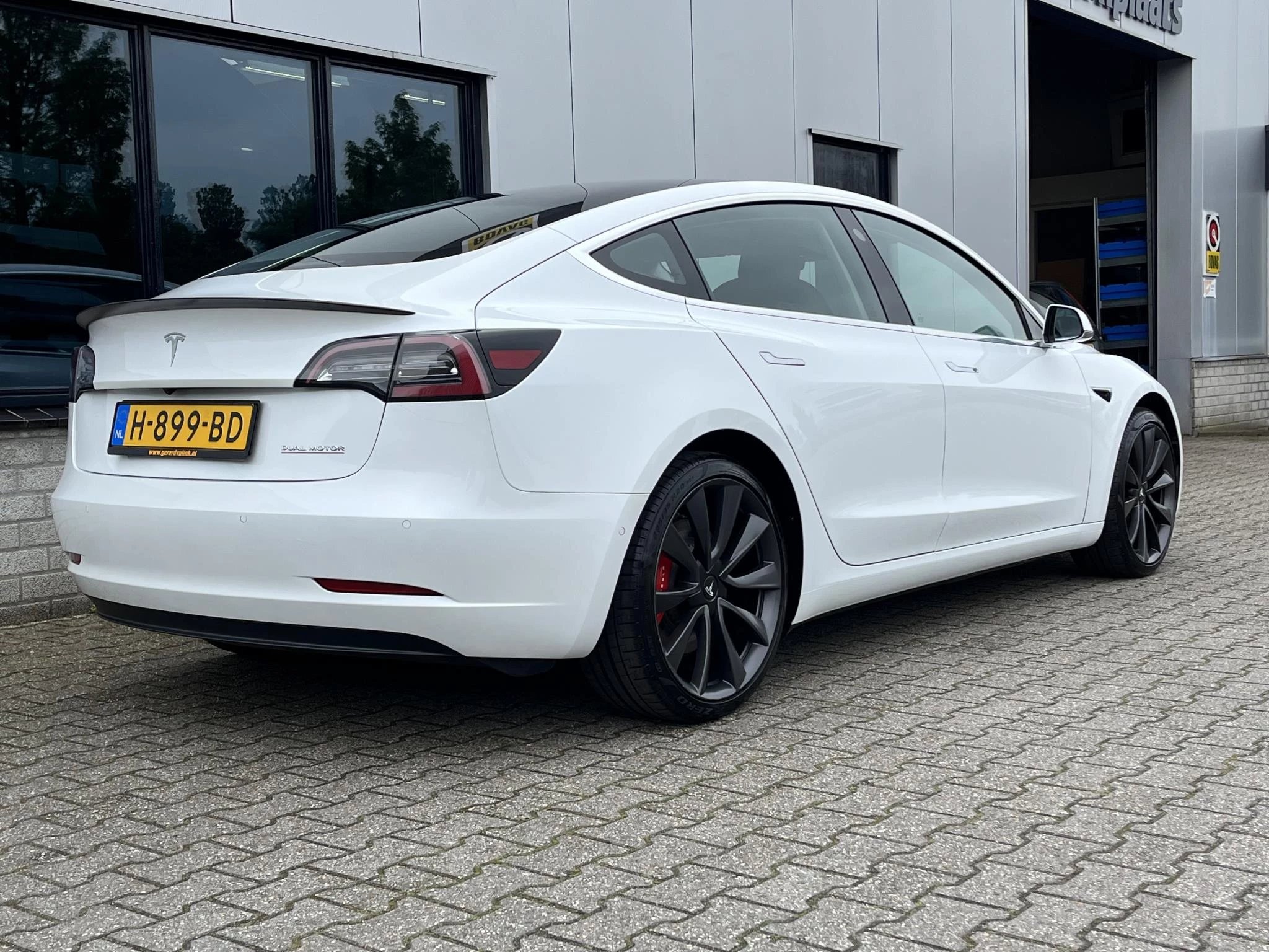 Hoofdafbeelding Tesla Model 3