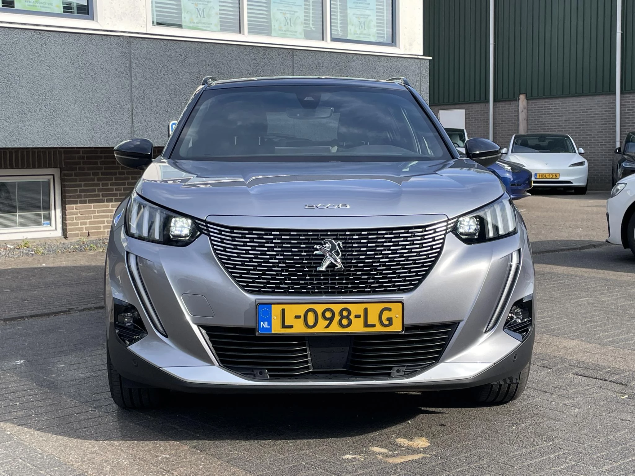 Hoofdafbeelding Peugeot e-2008