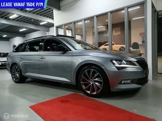 Hoofdafbeelding Škoda Superb Skoda Superb Combi 2.0 TSI DSGVol optie PANORAMA LEER LED CRUISE