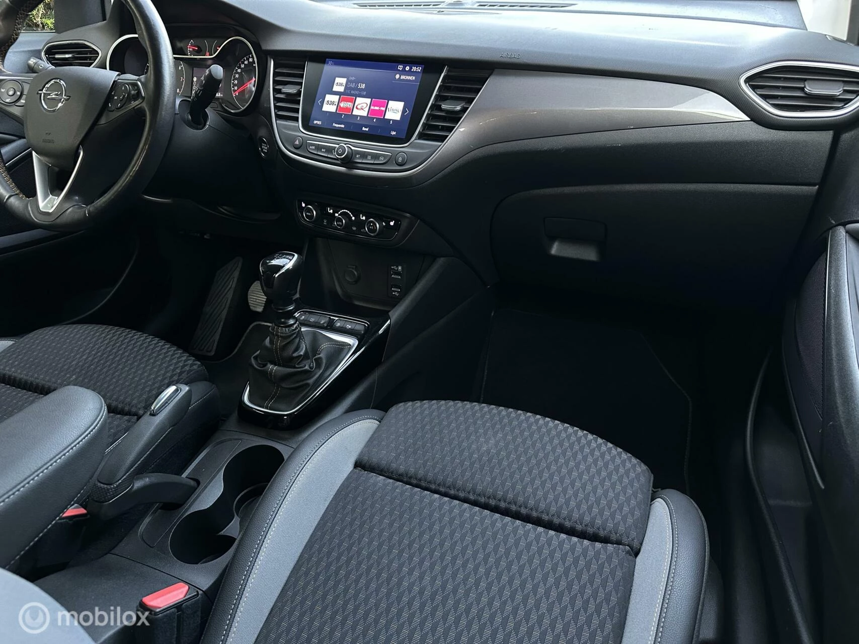 Hoofdafbeelding Opel Crossland X