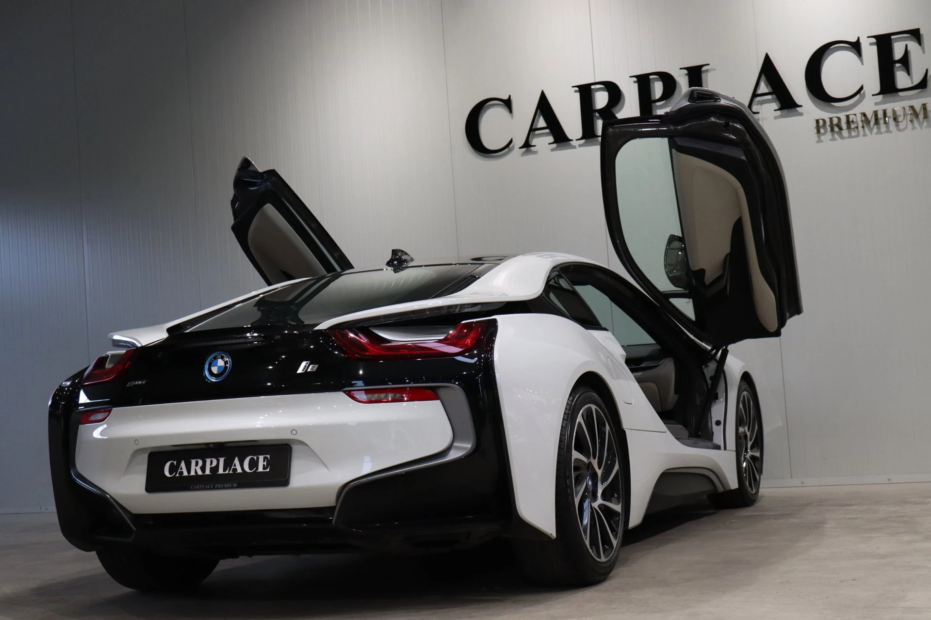 Hoofdafbeelding BMW i8