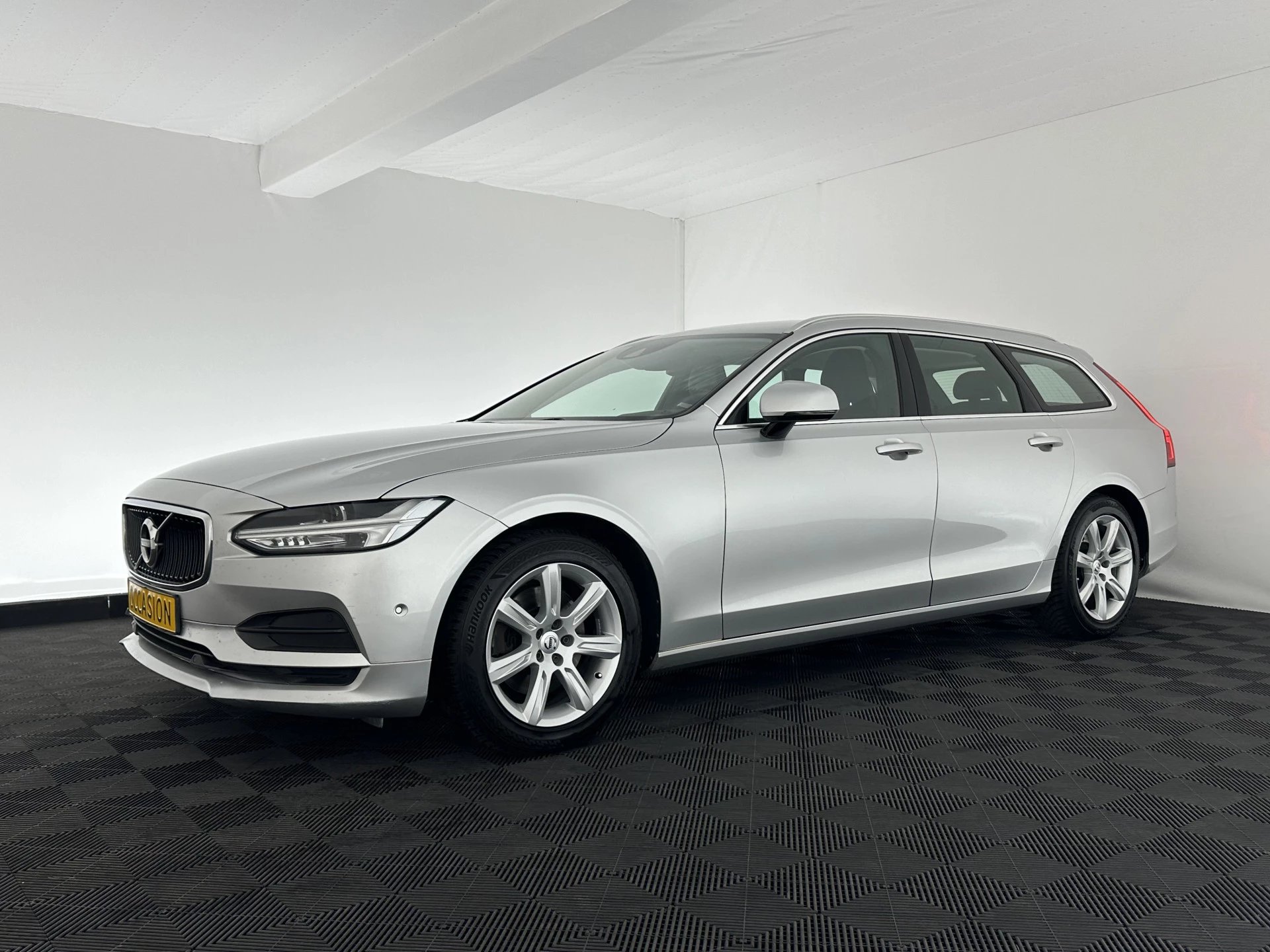 Hoofdafbeelding Volvo V90