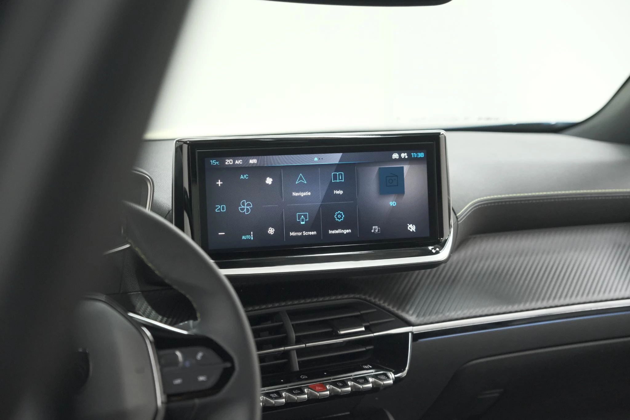 Hoofdafbeelding Peugeot e-2008