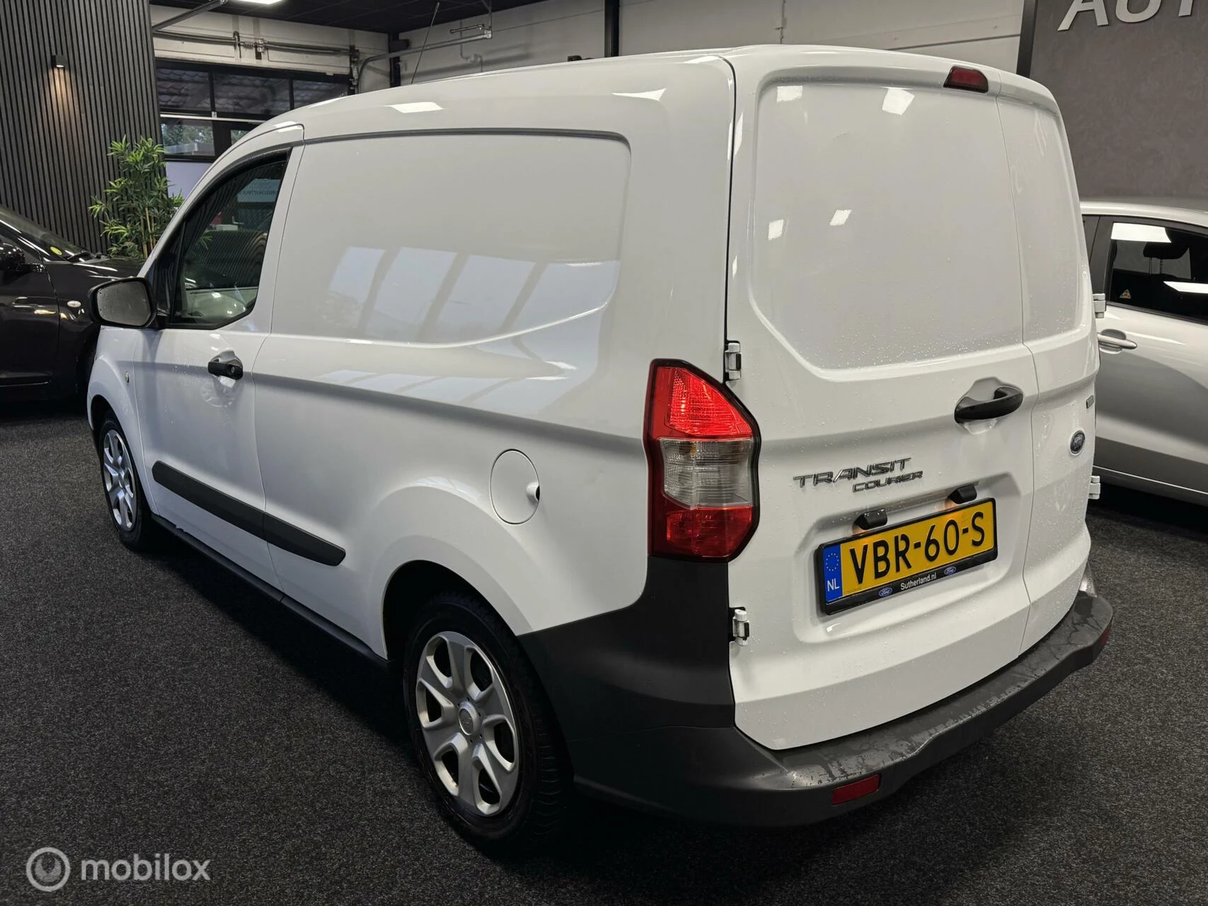 Hoofdafbeelding Ford Transit Courier