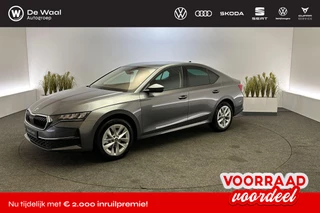 Hoofdafbeelding Škoda Octavia Škoda Octavia Business Edition Plus 1.5 TSI DSG m-HEV