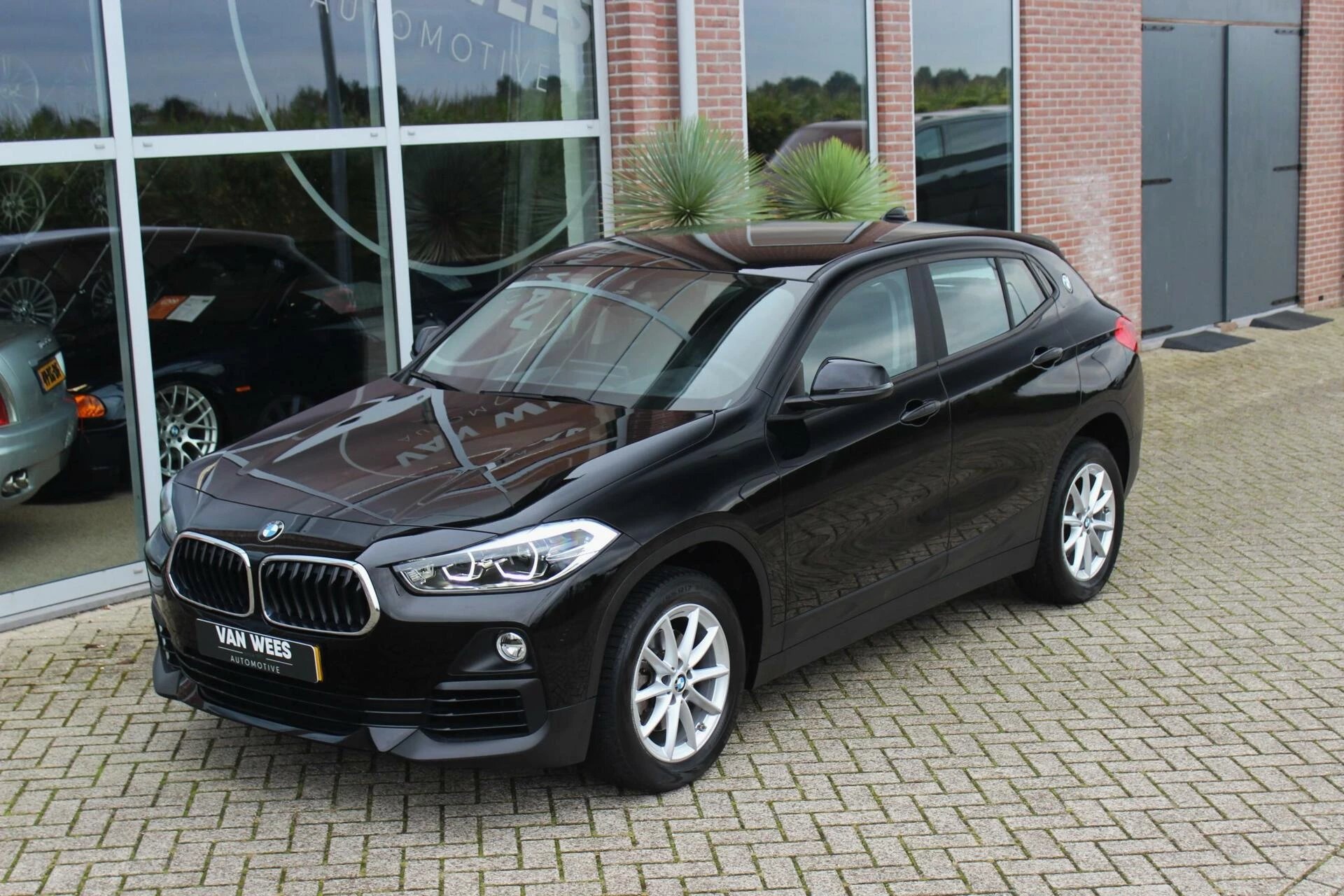 Hoofdafbeelding BMW X2