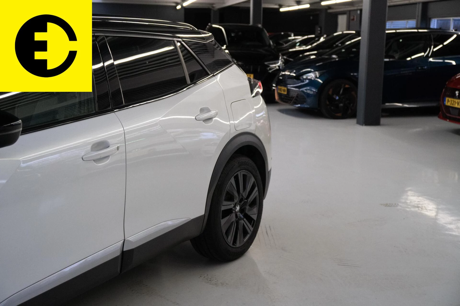 Hoofdafbeelding Peugeot e-2008