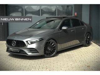 Mercedes-Benz A-Klasse 200 Launch Edition Premium Plus AMG | Stoelverwarming | Head-Up Display | 360 Camera | Adaptive Cruise Control Ambiance Verlichting | Multibeam | Keyless | Memory Seat | Navigatie |
