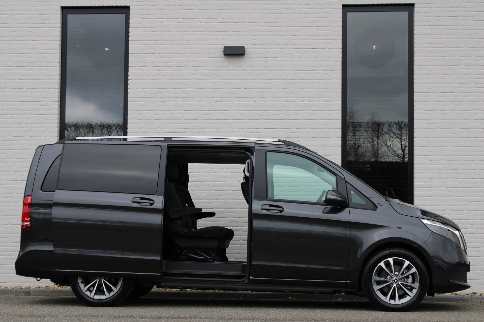 Hoofdafbeelding Mercedes-Benz EQV