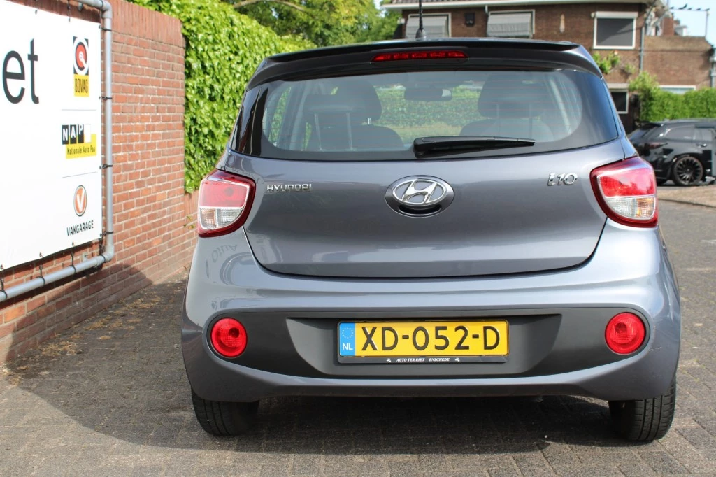 Hoofdafbeelding Hyundai i10