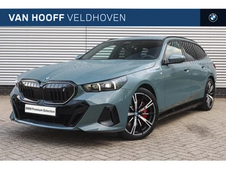 Hoofdafbeelding BMW i5 BMW i5 Touring eDrive40 High Executive M Sport / Comfort Access / M Sportonderstel / Adaptieve LED / Parking Assistant Plus / Harman-Kardon / Stoelverwarming / Live Cockpit Professional