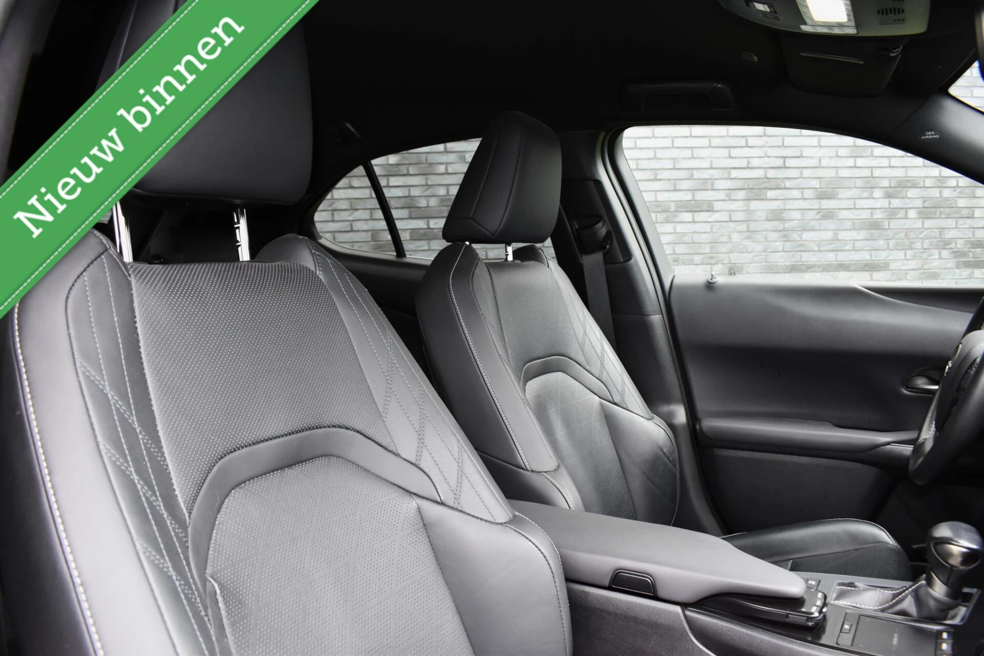 Hoofdafbeelding Lexus UX