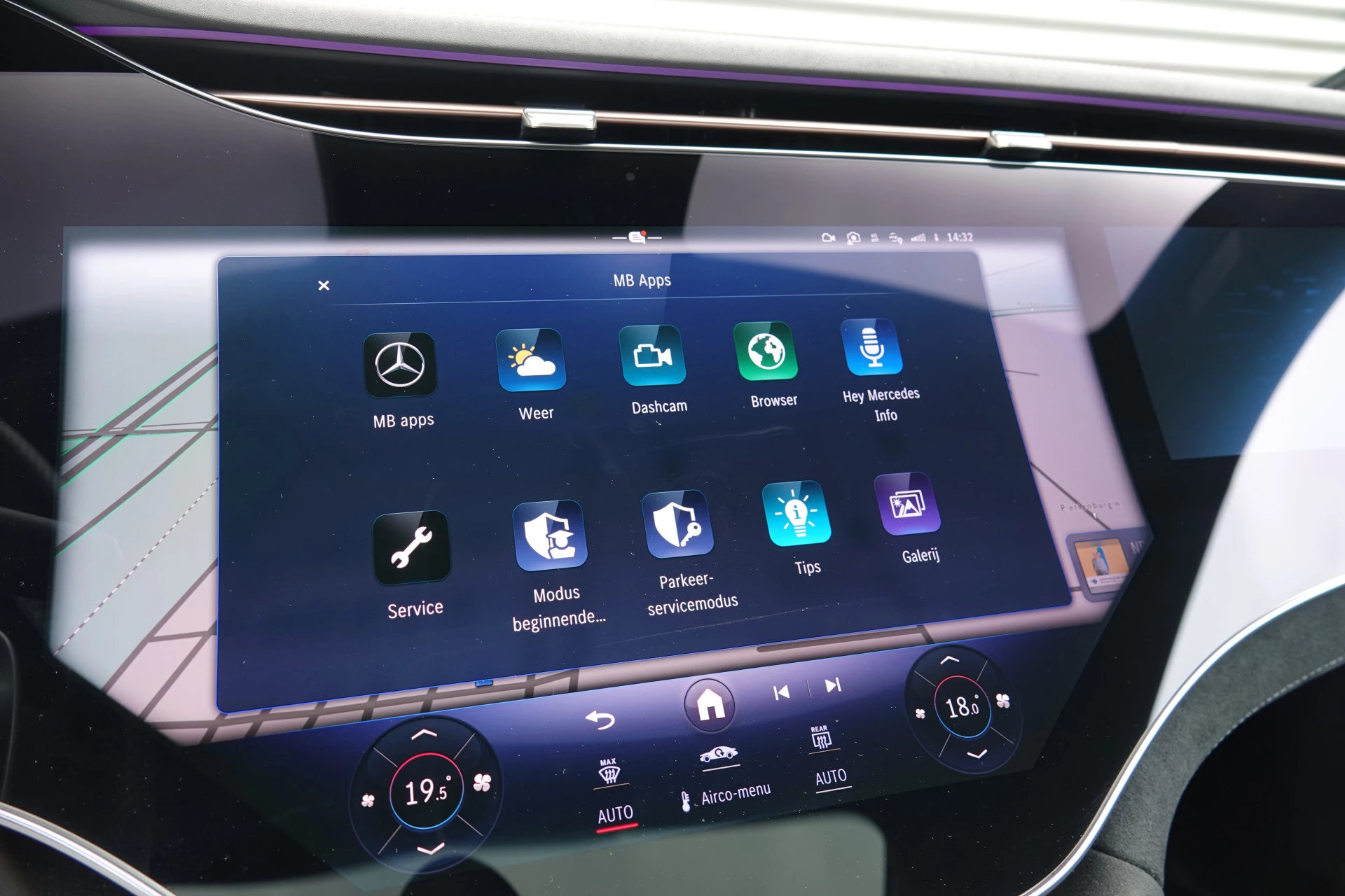 Hoofdafbeelding Mercedes-Benz EQS
