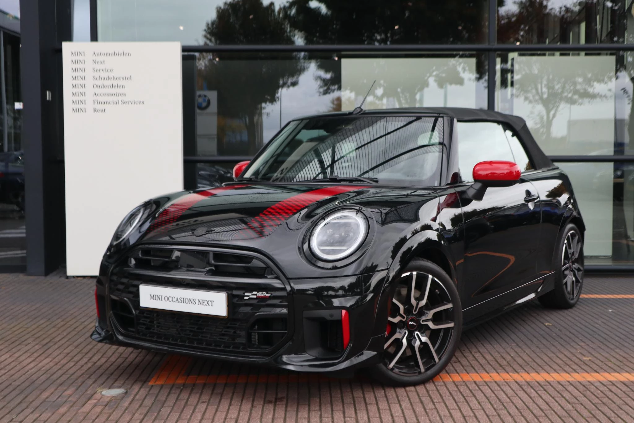 Hoofdafbeelding MINI Cabrio
