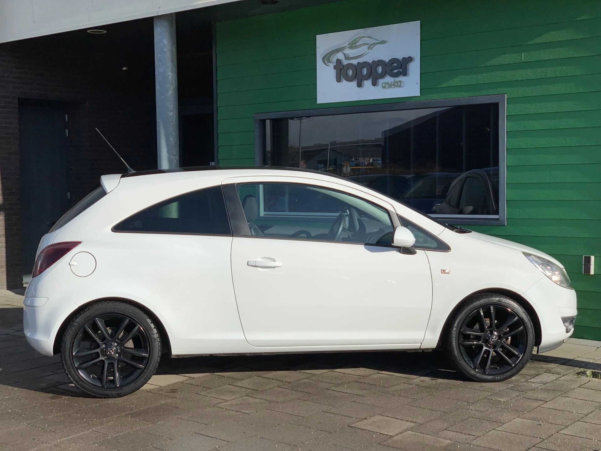 Hoofdafbeelding Opel Corsa