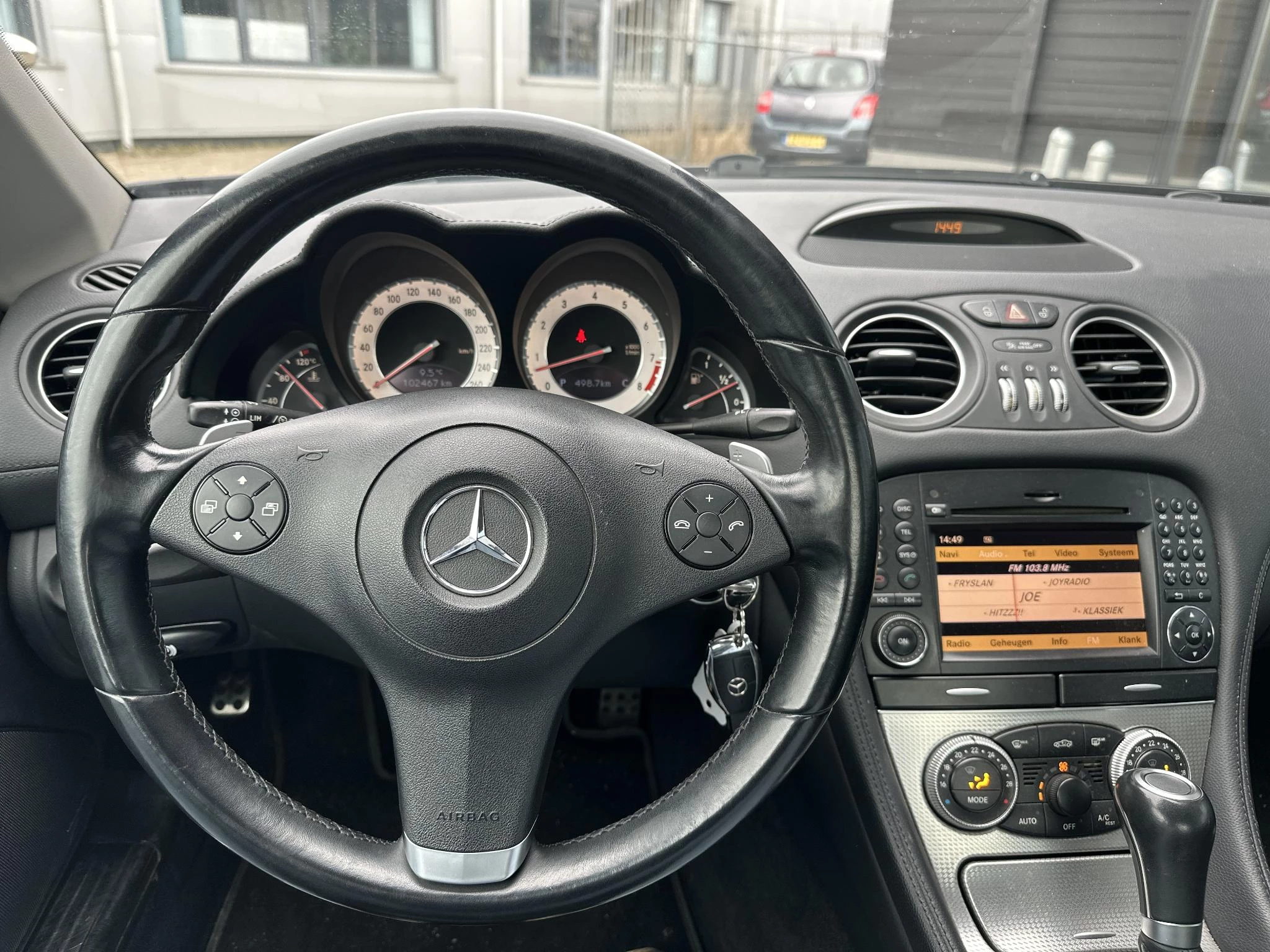 Hoofdafbeelding Mercedes-Benz SL
