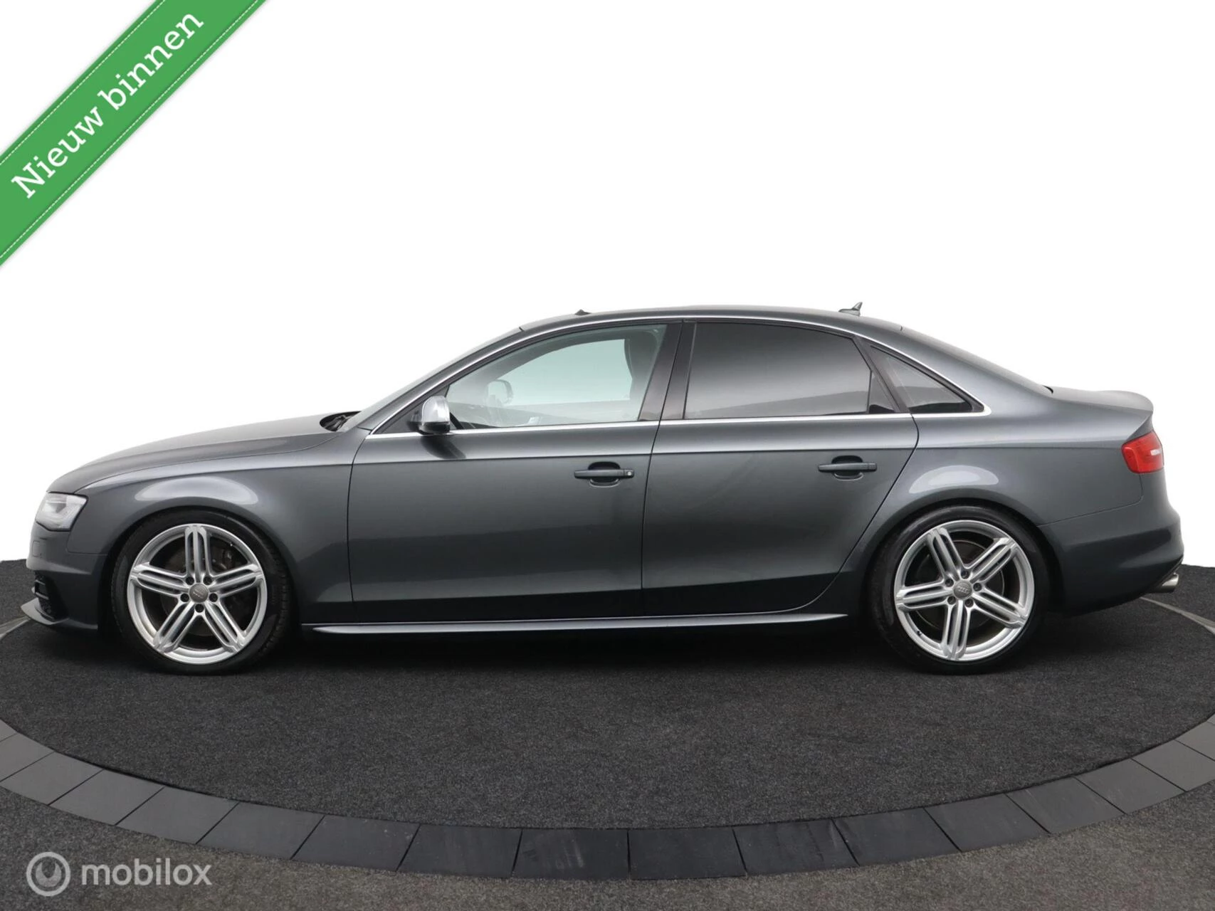 Hoofdafbeelding Audi S4