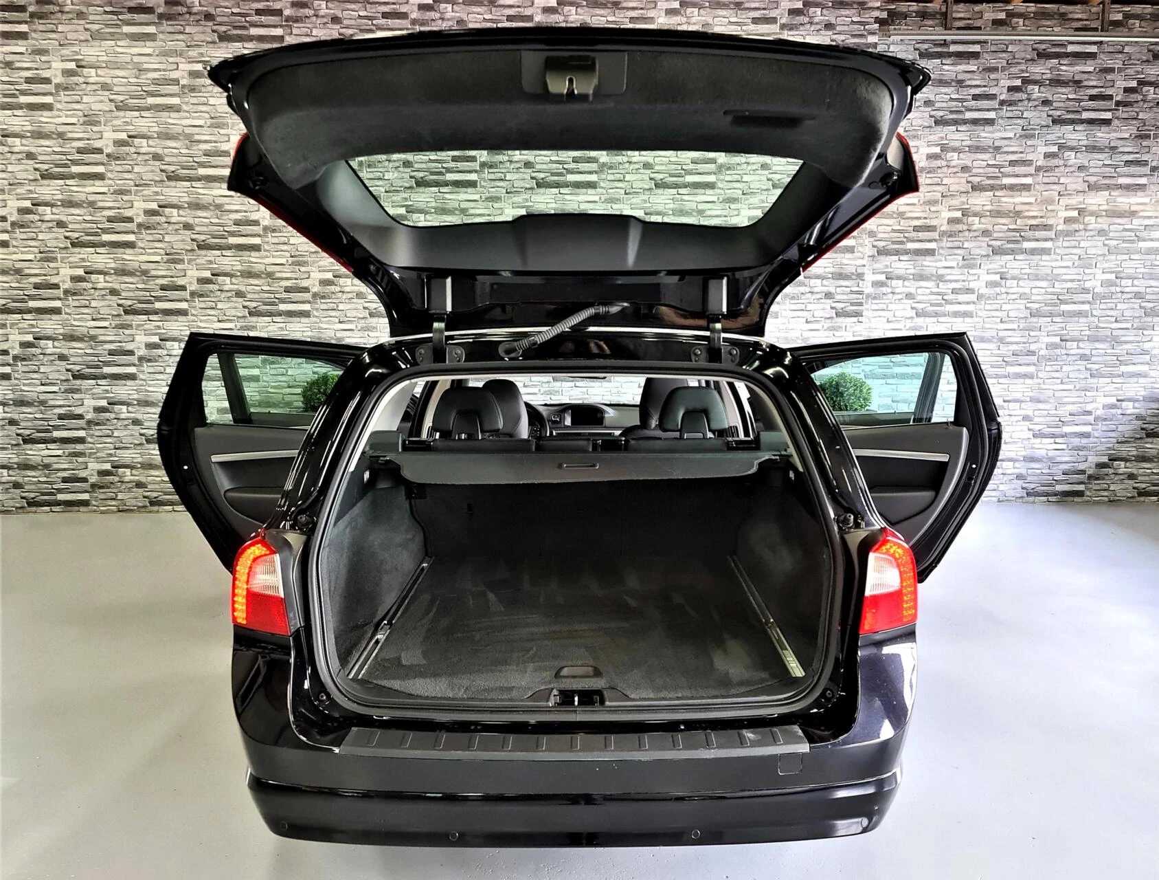 Hoofdafbeelding Volvo V70