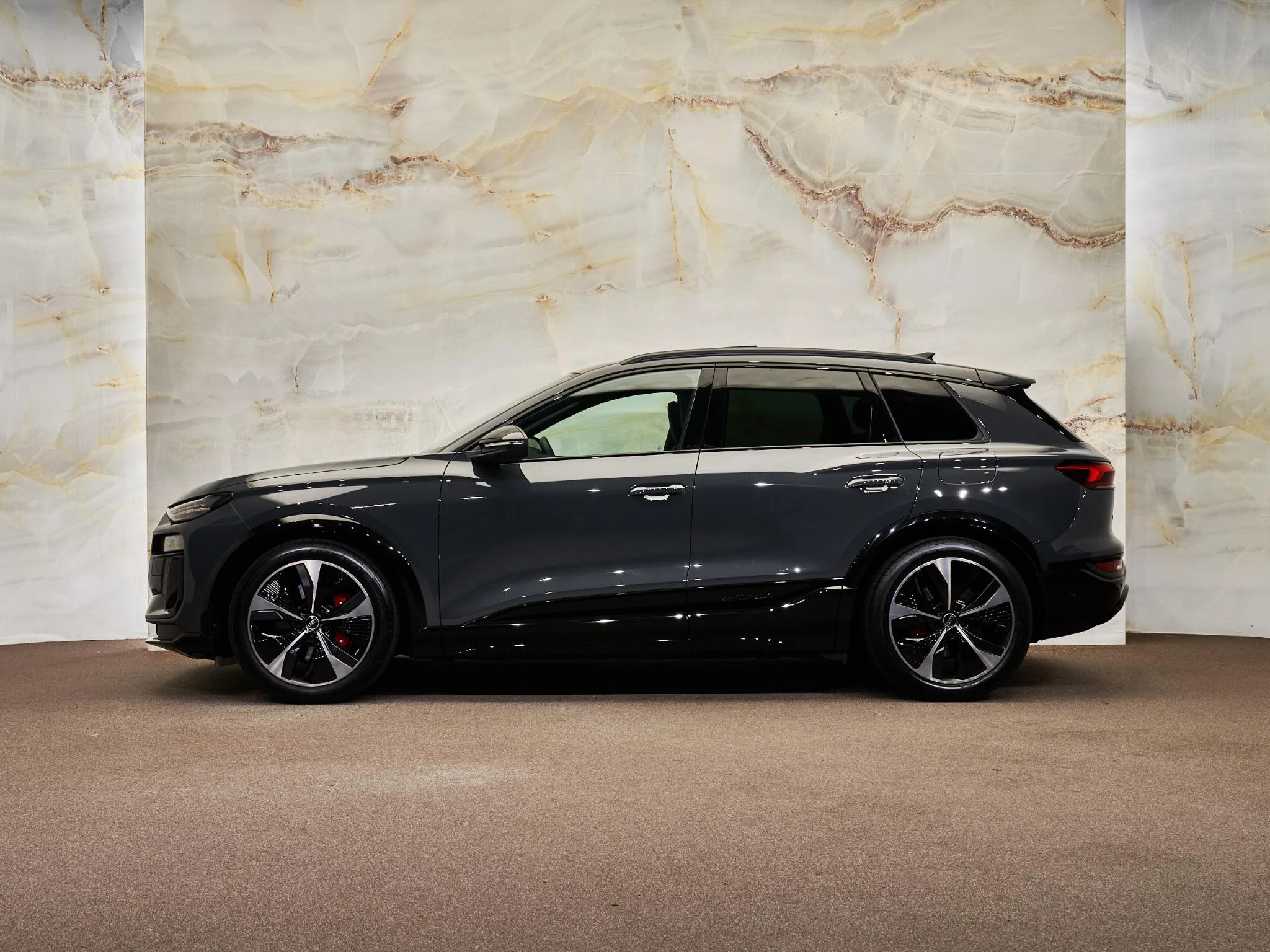 Hoofdafbeelding Audi SQ6 e-tron