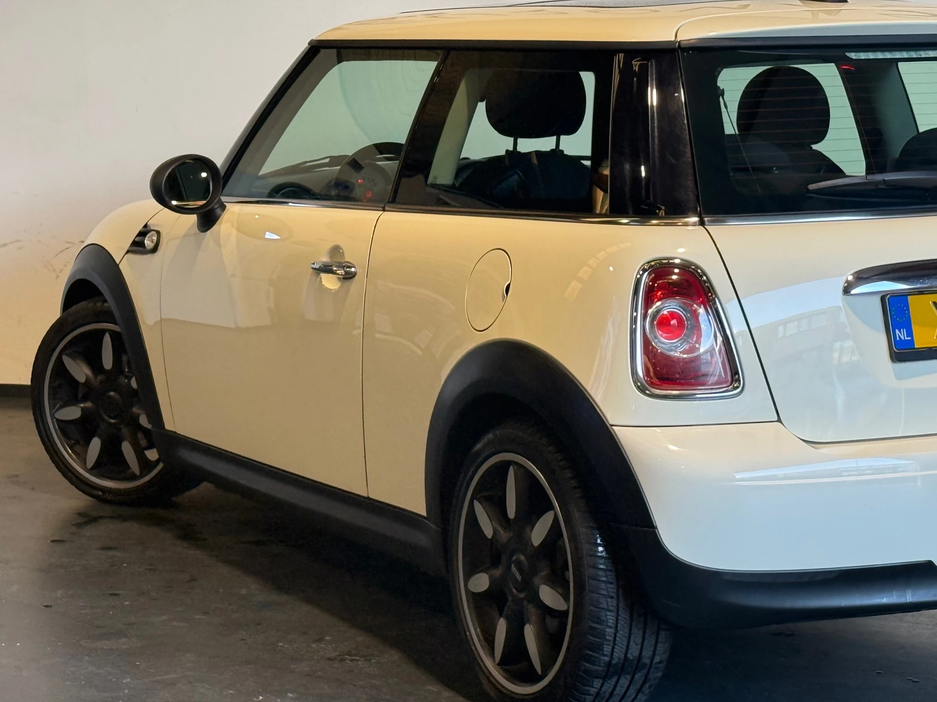 Hoofdafbeelding MINI One