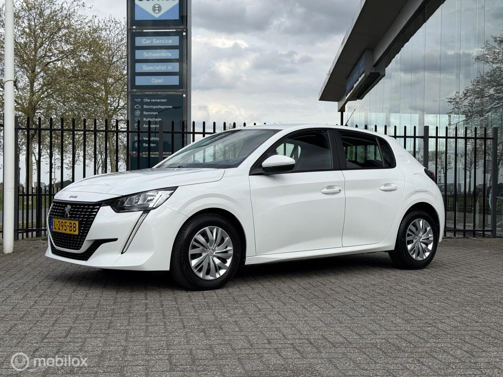 Hoofdafbeelding Peugeot 208