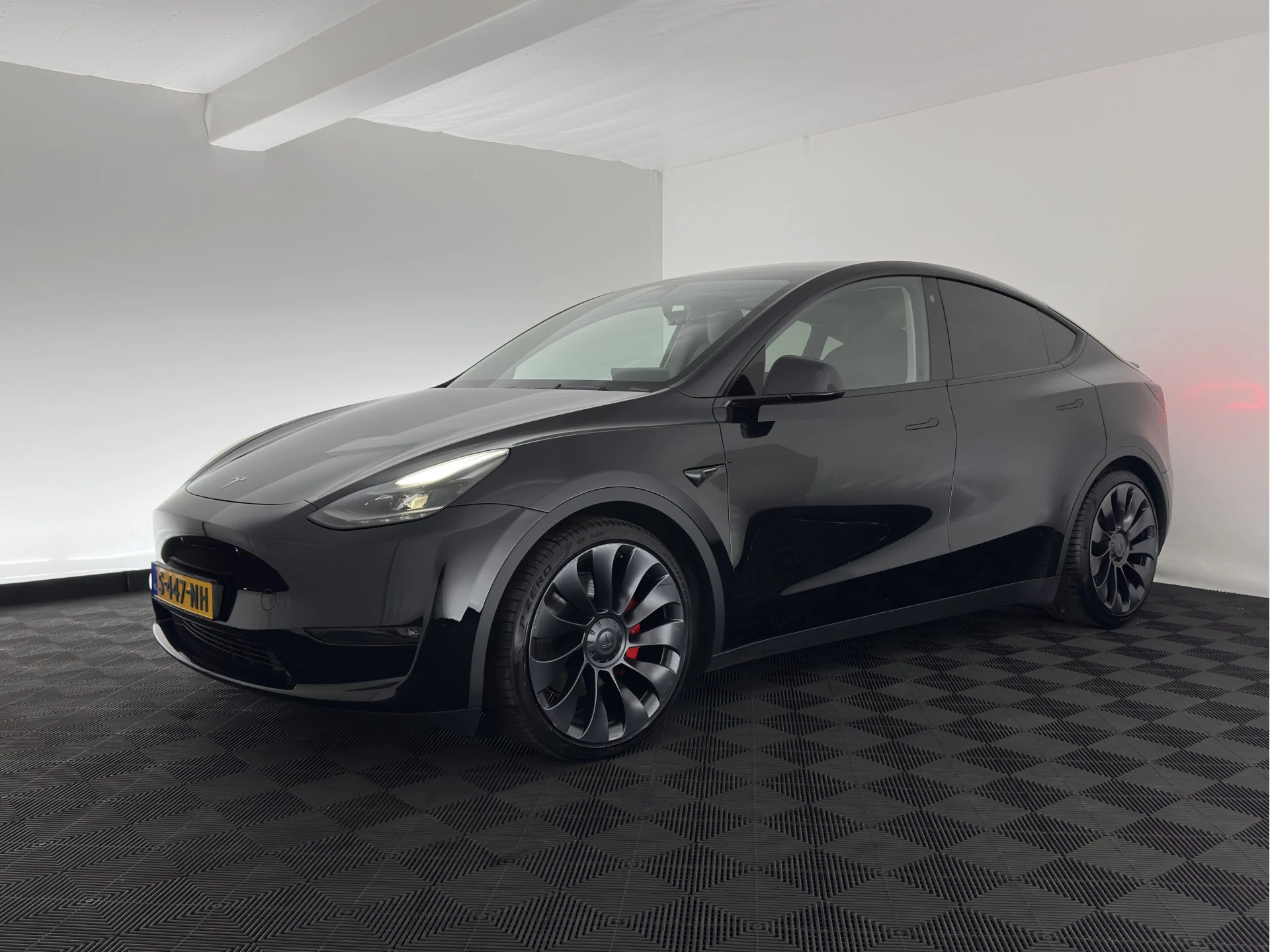 Hoofdafbeelding Tesla Model Y