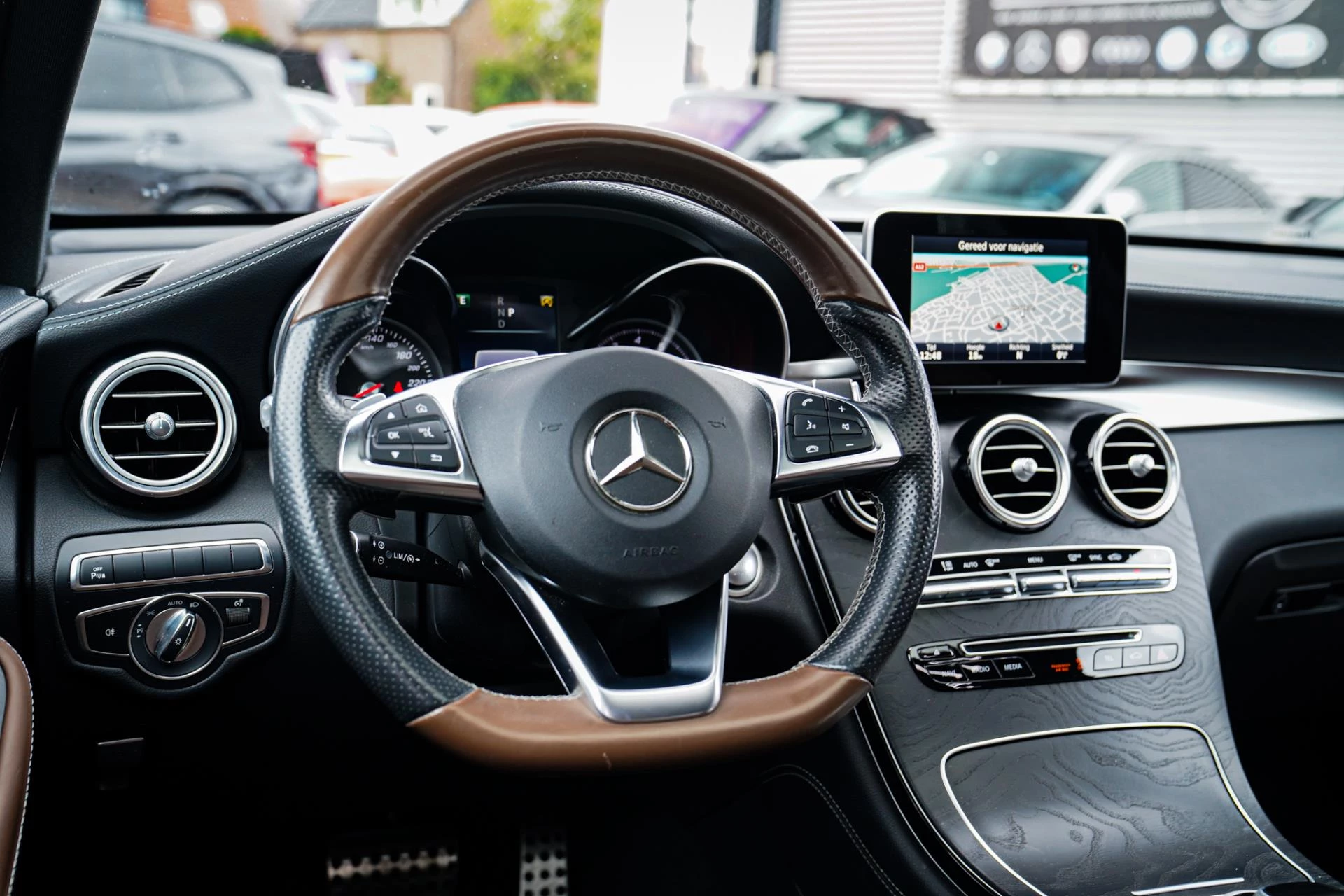 Hoofdafbeelding Mercedes-Benz GLC