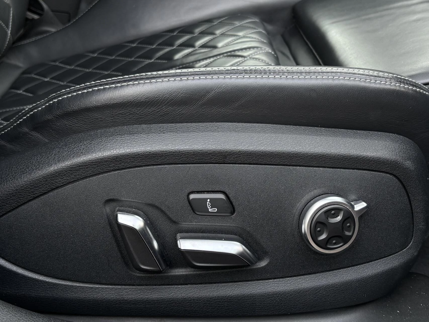 Hoofdafbeelding Audi S5